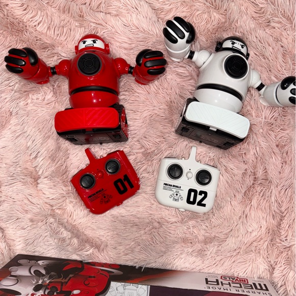 Mecha Rivals Remote Control Ejecting Battle Robots Set - Picture 9 of 14